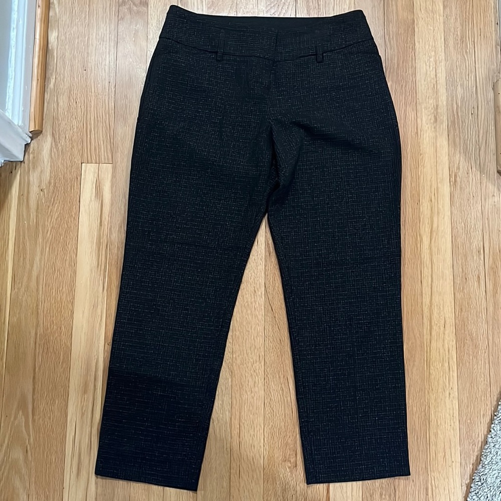 The Limited Cassidy Fit Capri / Ankle Pants. SZ 6.